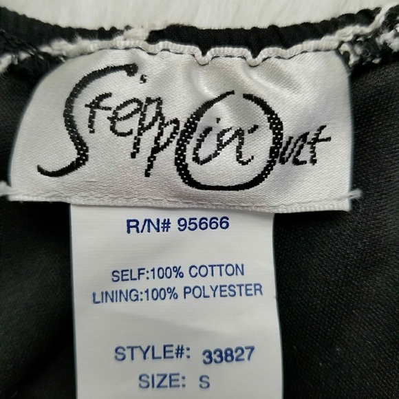 Black & White embroidery fit & flare summer dress - Picture 7 of 8